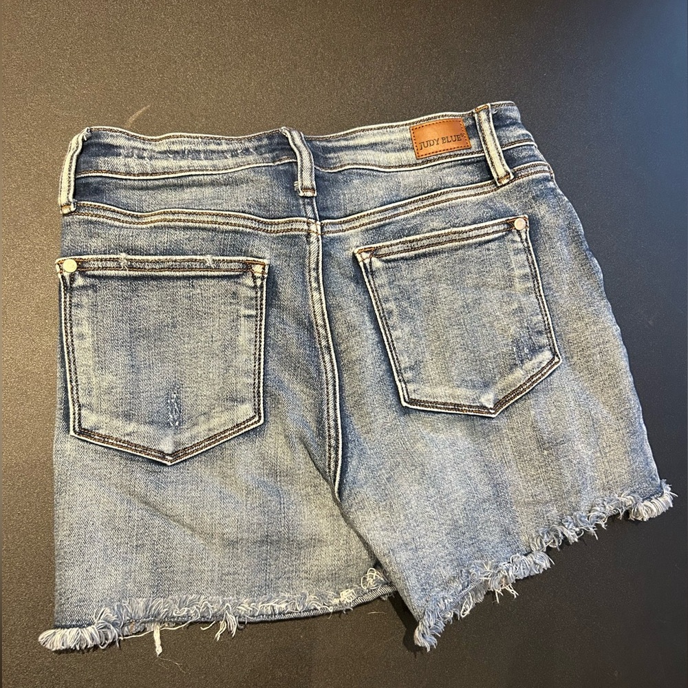 Judy Blue Women's Ripped Jean Shorts - Light Blue - Picture 5 of 6